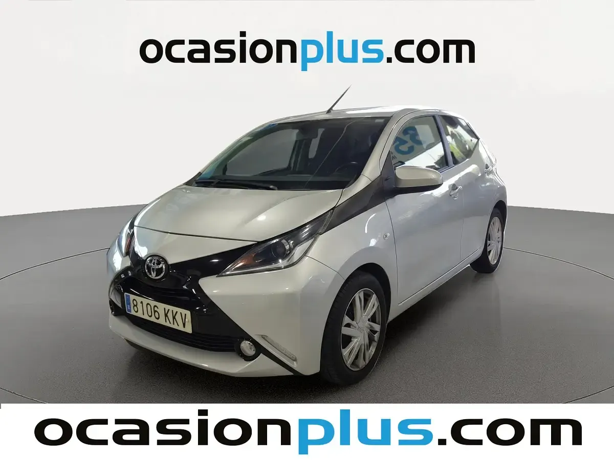 Usado Toyota Aygo X-play 69 CV (50 kW) 2018 Utilitario