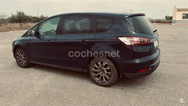 Usado Ford S-MAX Trend 120 CV (88 kW) 2015 Azul Monovolumen