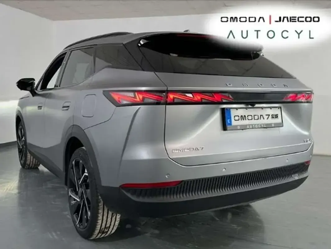 Usado Omoda 7 279 CV (205 kW) 2026 Gris SUV