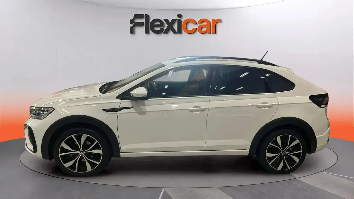 Usado VW Taigo R-line 110 CV (80 kW) 2023 Blanco SUV