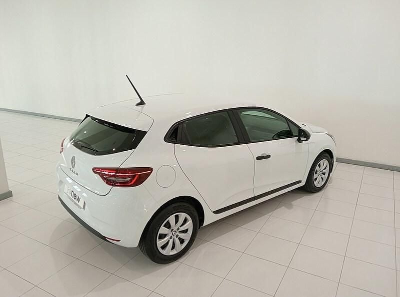 Usado Renault Clio V SE 67 CV (49 kW) 2023 Blanco Berlina