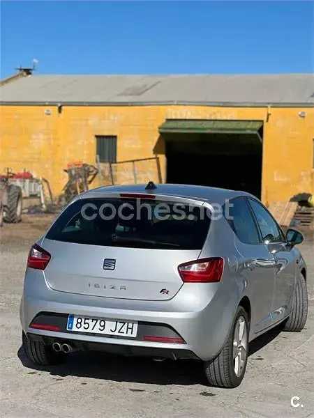 Usado Seat Ibiza SC FR 110 CV (80 kW) 2017 Gris / plata Utilitario