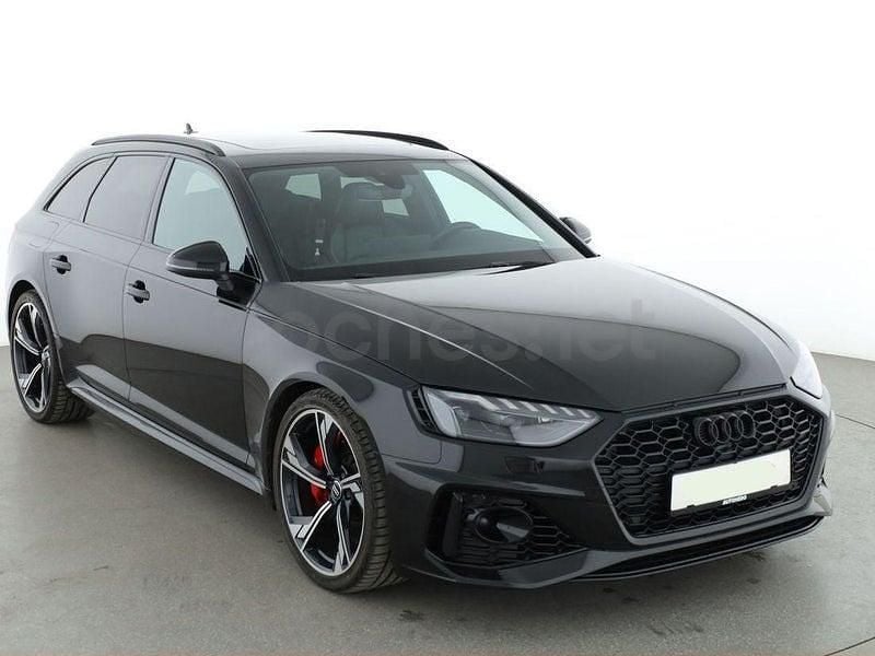 Usado Audi RS4 450 CV (330 kW) 2020 Negro Familiar
