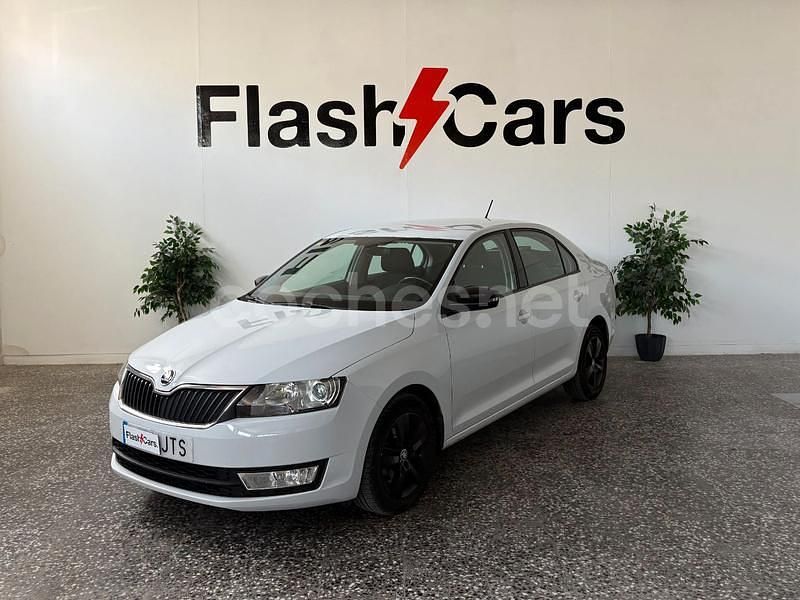 Blanco Usado 2016 Skoda Rapid Active Berlina | 10.990 € (Precio justo) - Imagen 1/4