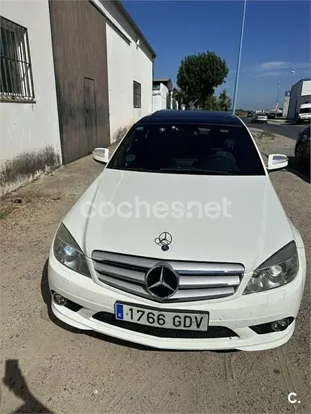 Usado Mercedes C230 Elegance 204 CV (150 kW) 2008 Blanco Berlina