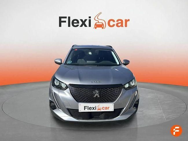 Usado Peugeot 2008 Active 100 CV (73 kW) 2020 Gris SUV