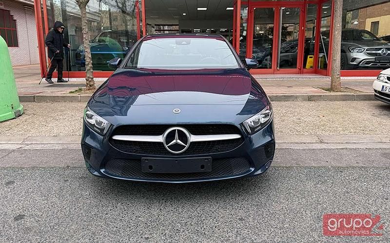 Usado Mercedes A250 218 CV (160 kW) 2021 Azul Utilitario