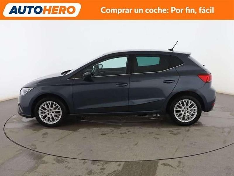 Usado Seat Ibiza 116 CV (85 kW) 2025 Gris Utilitario