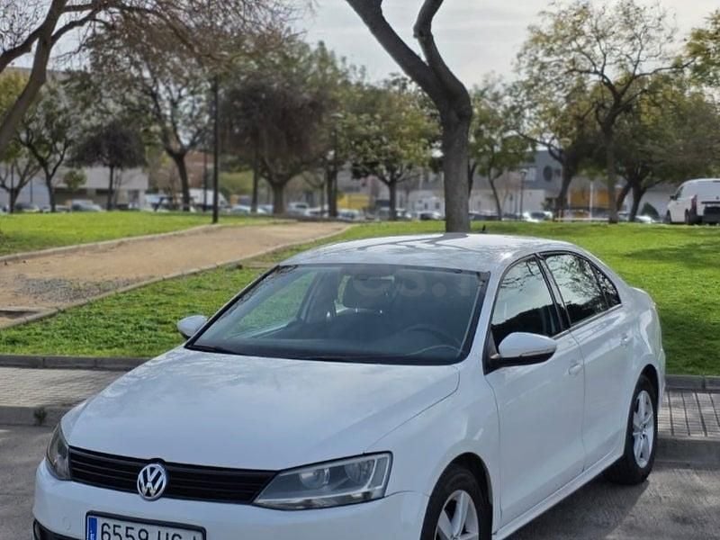 Usado VW Jetta Advance 105 CV (77 kW) 2011 Blanco Berlina