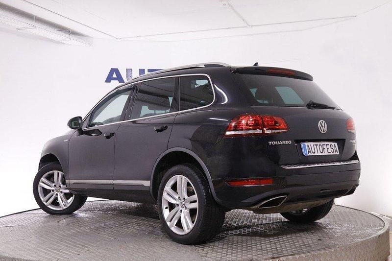 Second-hand VW Touareg 245 CP (180 kW) 2014 Negra SUV