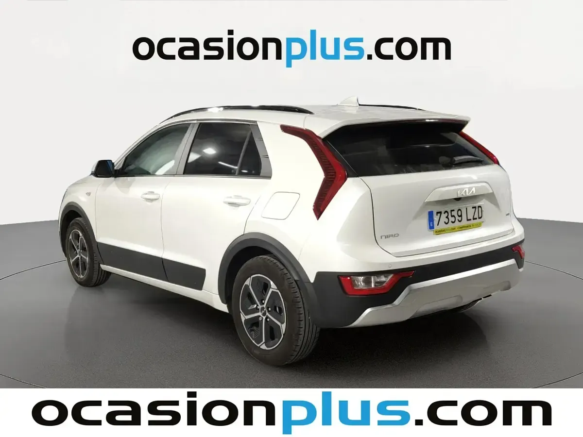 Usado Kia Niro 141 CV (103 kW) 2022 Blanco SUV