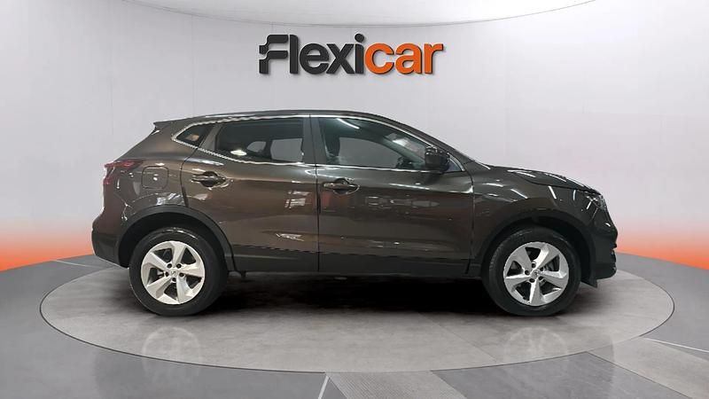 Usado Nissan Qashqai Acenta 140 CV (102 kW) 2020 Marrón SUV