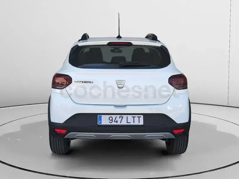 Usado Dacia Sandero Comfort 91 CV (66 kW) 2021 Blanco Berlina