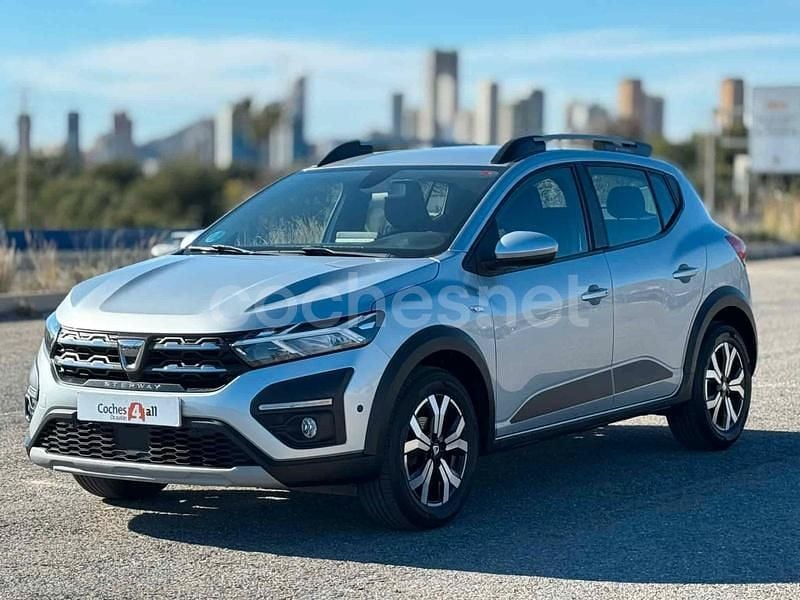 Gris / plata Usado 2021 Dacia Sandero Comfort Berlina | 13.495 € (Precio justo) - Imagen 1/4