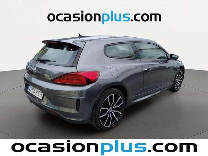 Usado VW Scirocco R-line 150 CV (110 kW) 2017 Gris Coupe
