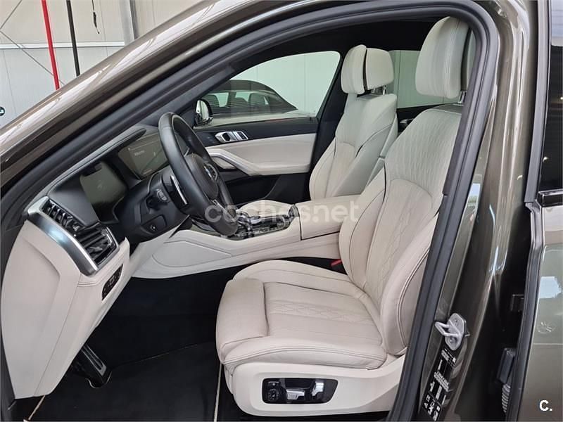Usado BMW X6 M50 Comfort Edition 530 CV (389 kW) 2021 Gris / plata SUV