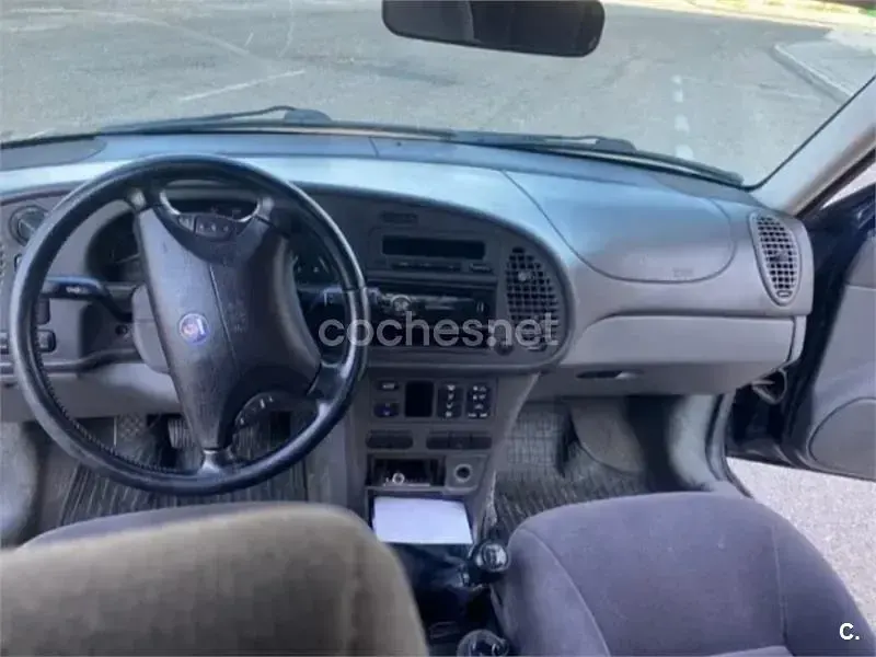 Usado Saab 9-3 115 CV (84 kW) 1999 Verde Berlina