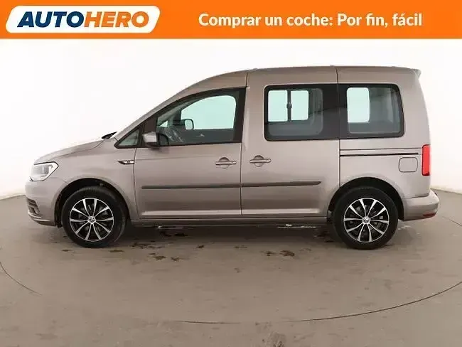 Usado VW Caddy Trendline 102 CV (75 kW) 2018 Beige Monovolumen