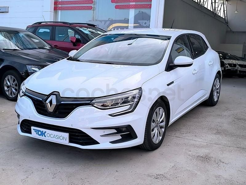 Usado Renault Mégane IV Life 115 CV (84 kW) 2021 Blanco Berlina