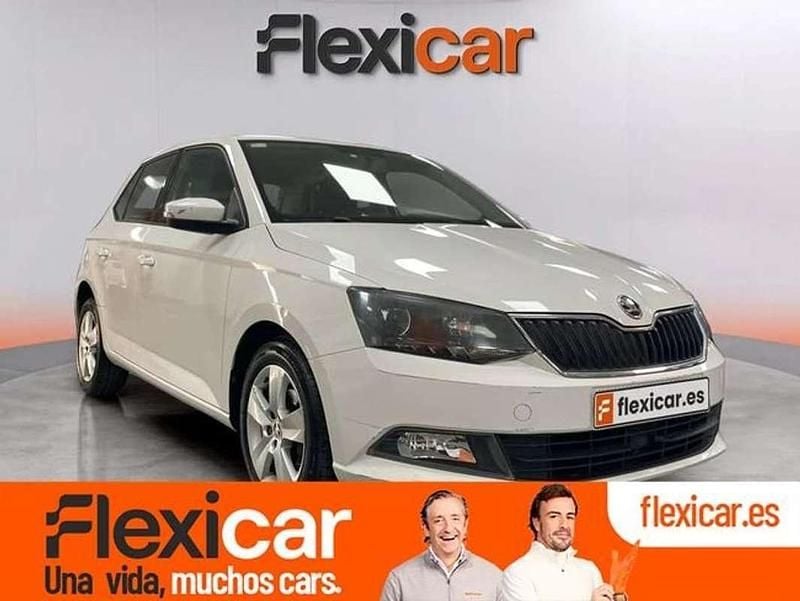 Blanco Usado 2016 Skoda Fabia Ambition Utilitario | 9290 € (Precio justo) - Imagen 1/4