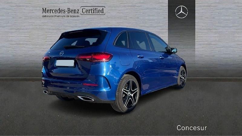 Usado Mercedes B250e 217 CV (159 kW) 2025 Azul Monovolumen