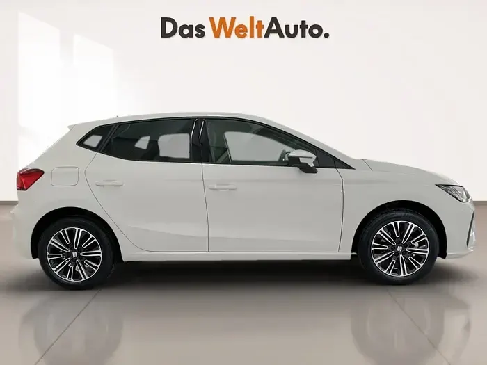 Usado Seat Ibiza Style 115 CV (84 kW) 2026 Blanco Utilitario