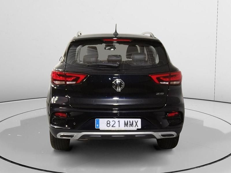 Usado MG ZS Luxury 111 CV (81 kW) 2024 Negro SUV