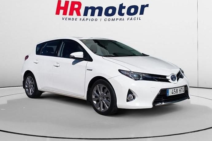 Usado 2013 Toyota Auris Active | 9999 € - Imagen 1/4