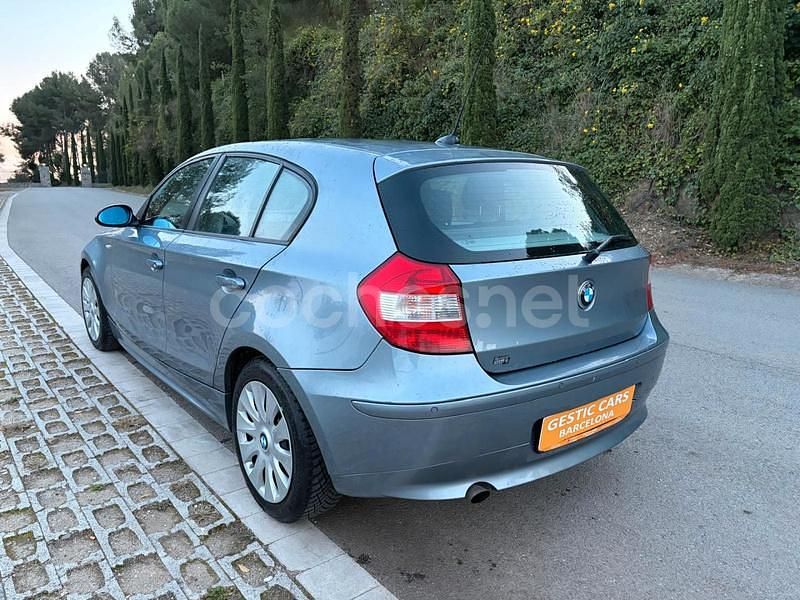Usado BMW 116 115 CV (84 kW) 2005 Gris / plata Utilitario