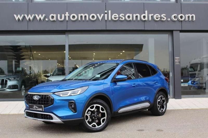 Usado Ford Kuga Active X 243 CV (178 kW) 2024 Azul SUV