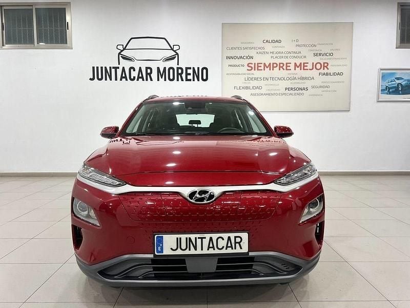 Usado Hyundai Kona Style 150 kW (204 CV) 2021 Rojo SUV