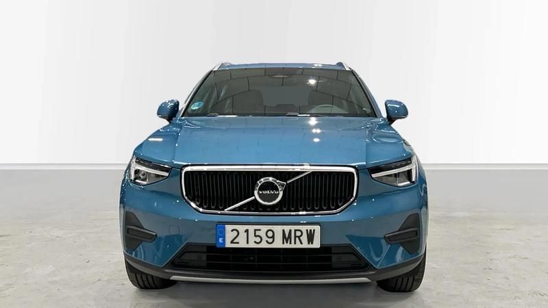 Begagnad Volvo XC40 Core 163 HK (119 kW) 2024 SUV