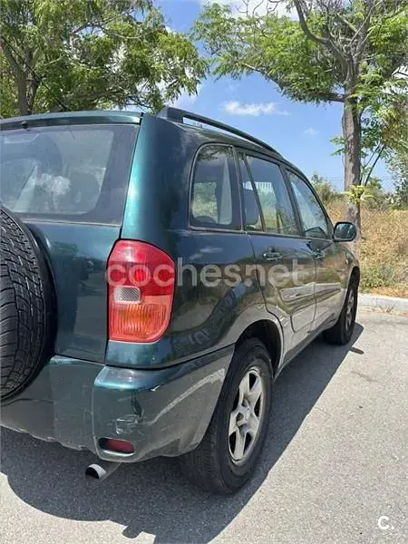 Usado Toyota RAV4 Luna 125 CV (91 kW) 2003 Verde SUV