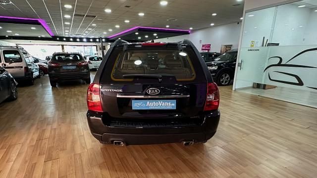 Usado Kia Sportage Active 141 CV (103 kW) 2008 Negro SUV