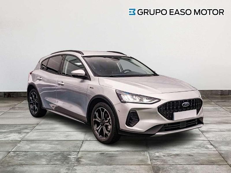 Usado Ford Focus Active 155 CV (114 kW) 2023 Plateado Utilitario