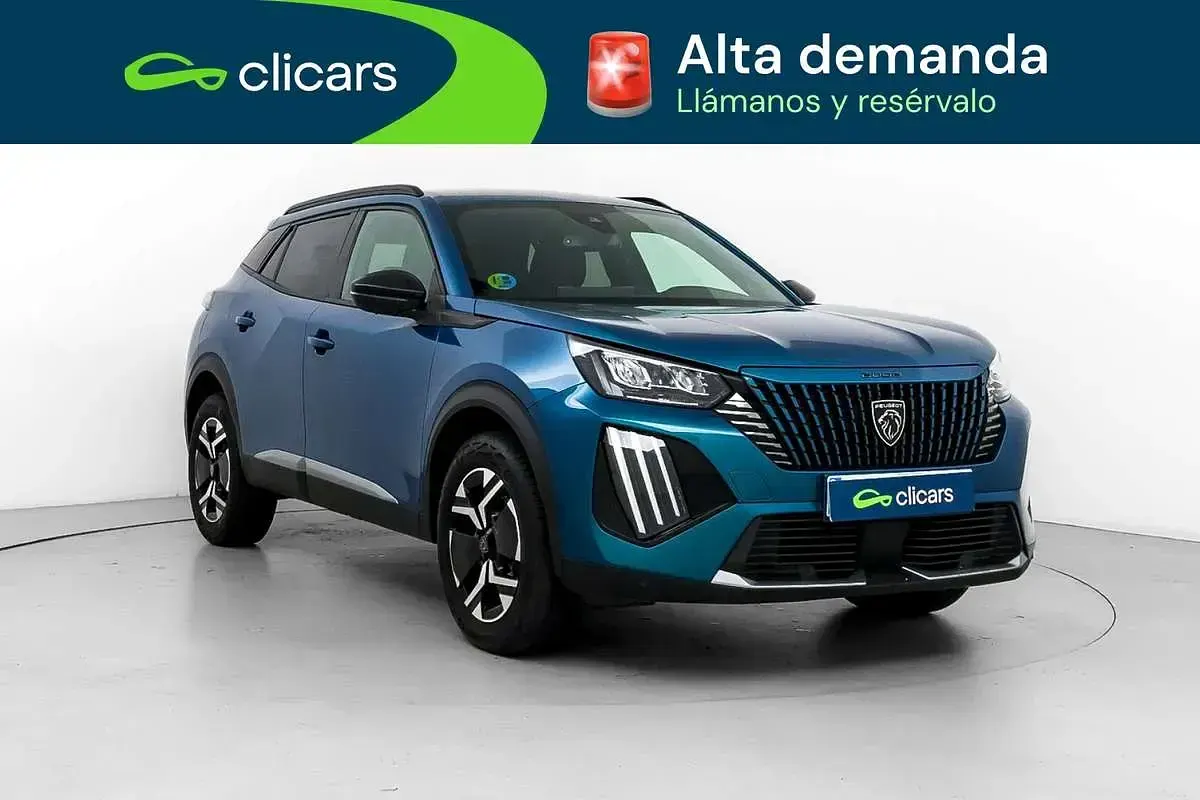 Usado Peugeot 2008 Allure 136 CV (100 kW) 2025 Azul SUV