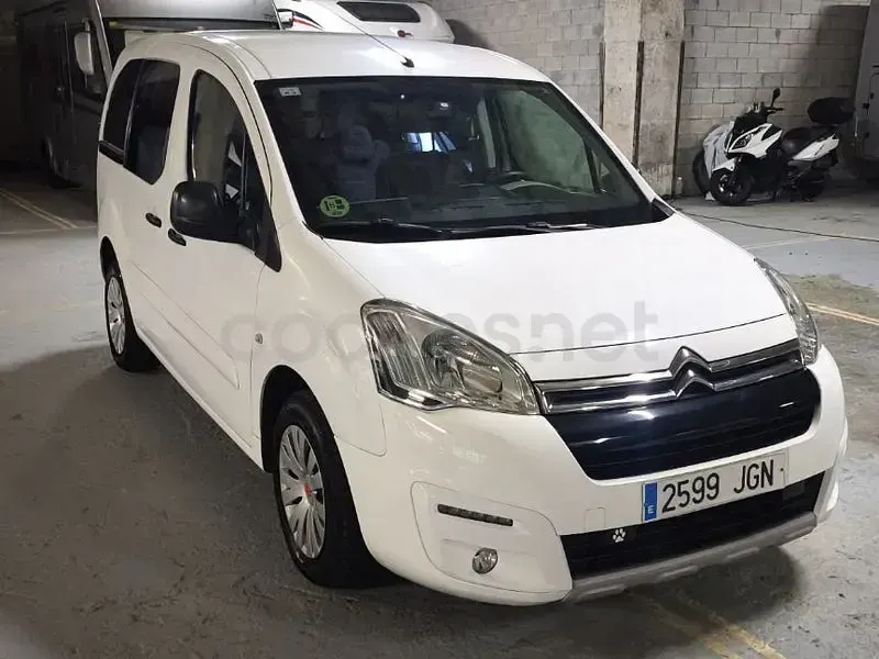 Usado Citroën Berlingo Tonic 75 CV (55 kW) 2015 Blanco Monovolumen
