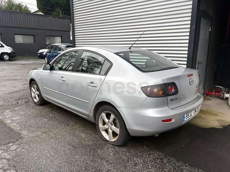 Usado Mazda 3 Active 109 CV (80 kW) 2005 Gris / plata Berlina