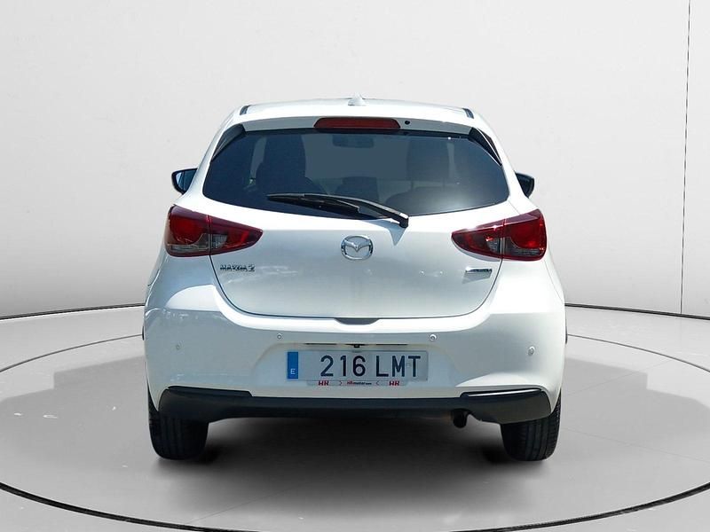 Usado Mazda 2 91 CV (66 kW) 2021 Blanco Utilitario