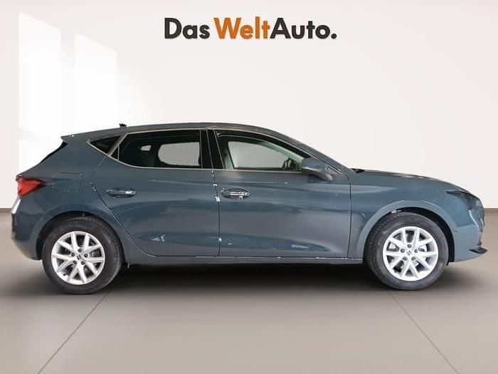 Usado Seat Leon Style 116 CV (85 kW) 2025 Azul