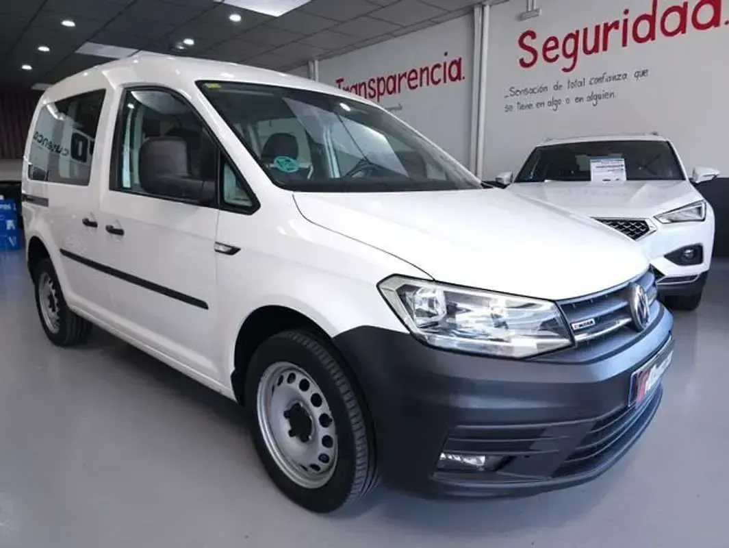Usado VW Caddy 122 CV (89 kW) 2016 Blanco Monovolumen