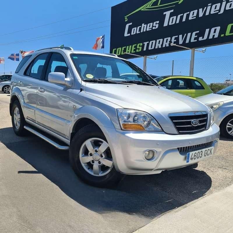 Gris Usado 2008 Kia Sorento SUV | 9900 € (Un poco caro) - Imagen 1/4