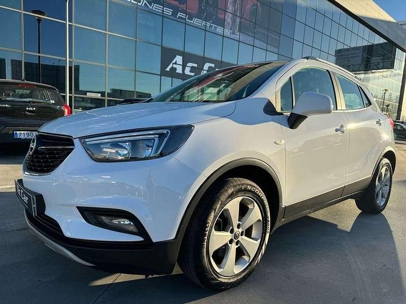 Usado Opel Mokka Selective 136 CV (100 kW) 2018 Blanco SUV