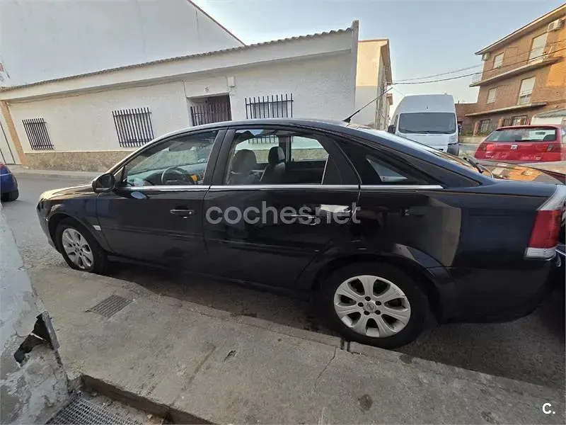 Usado Opel Vectra Sport 120 CV (88 kW) 2008 Negro Berlina