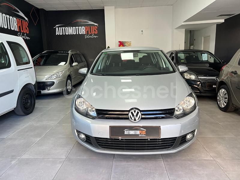 Gris / plata Usado 2009 VW Golf VI Advance Berlina | 9500 € (Precio justo) - Imagen 1/4