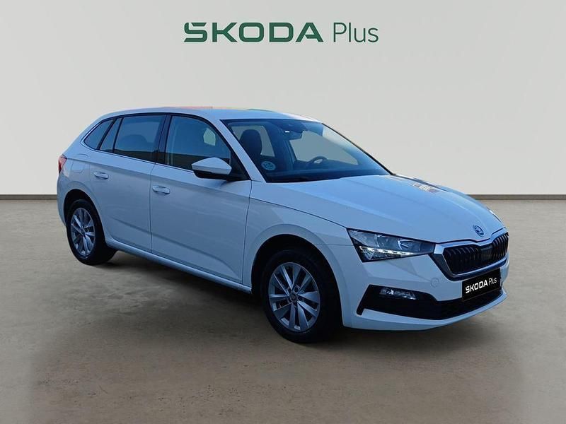 Usado Skoda Scala Selection 115 CV (84 kW) 2024 Utilitario
