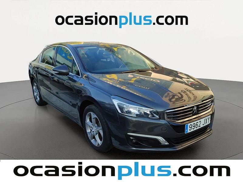 Usado Peugeot 508 Active 120 CV (88 kW) 2017 Gris Berlina