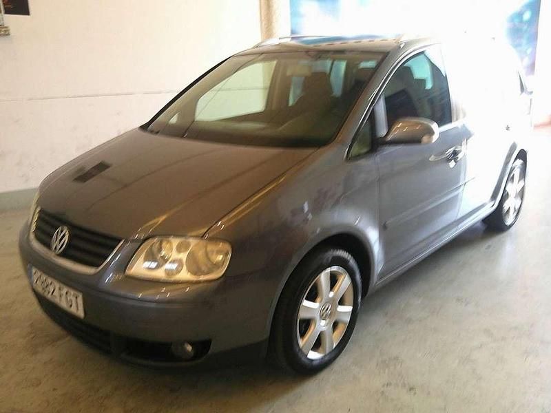 Gris Usado 2006 VW Touran Edition Monovolumen | 3390 € (Precio justo) - Imagen 1/4