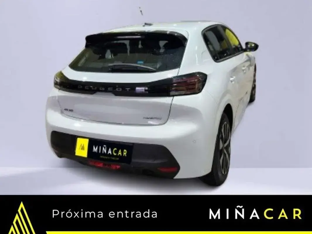 Usado Peugeot 208 Style 110 CV (80 kW) 2026 Gris Utilitario