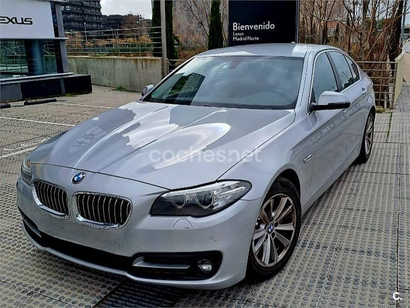 Gris / plata Usado 2017 BMW 520 Berlina | 22.300 € (Precio justo) - Imagen 1/4